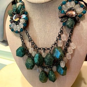 ELEGANT PLAY OF STONES FOR DISTINCTIVE TASTES!!